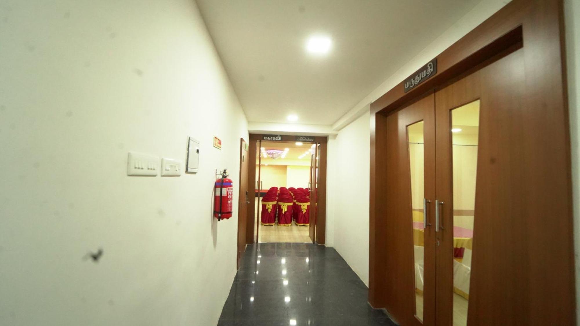 Kfour Apartment & Hotels Private Limited Madurai Ngoại thất bức ảnh